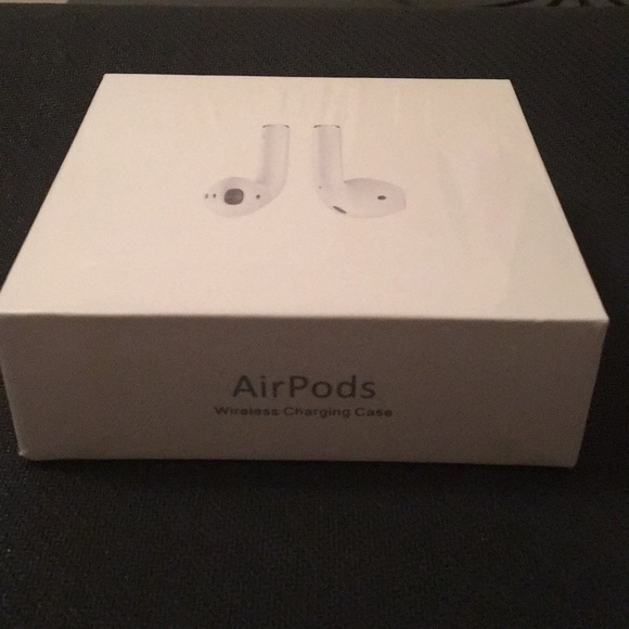 AirPods 2nd generation brand new SEALED - Picture 4 of 5